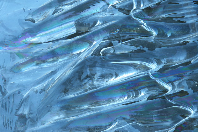 Strukturen und Farben im Eis